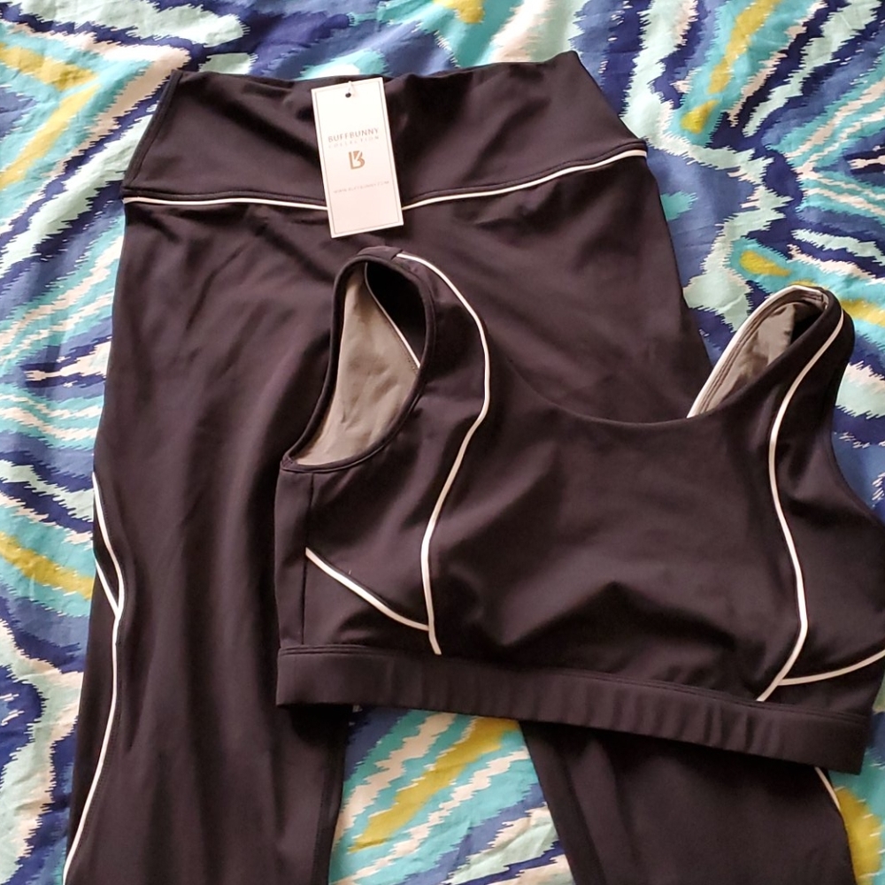 Buff bunny Nirvana set both size L